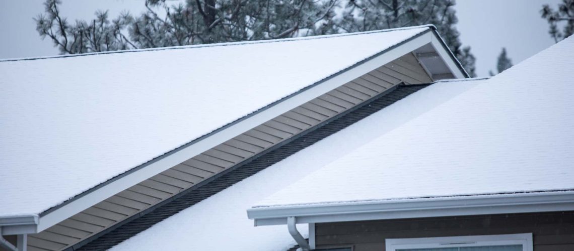 How to Prepare Your Roof for Winter_Eight Essential Tips for Homeowners